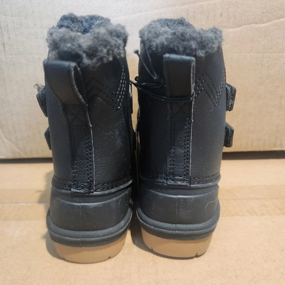Cat & Jack Denver Black Waterproof Winter Boots Kids Size 7 Faux Fur Lining